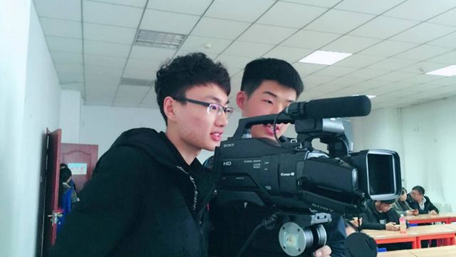 【信院力量·完满电视台】完满影像·春暖信院