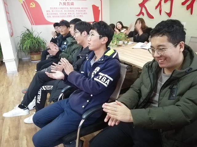 【完满班级】“校园朗读者”——数字1802班完满班级活动