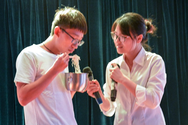 【品戏剧】暗观恋影 十里柔情都给你——第六届“魅夜乌马河”校园戏剧节5月17日剧评集锦