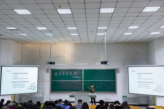 【辅导员说完满】大学里边读“大学”——艺术传媒学院2020级辅导员说完满