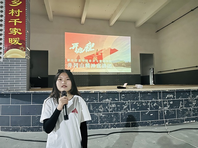 【三下乡】进艺轩旧巷·文化传承人李旺山与雅韵来堡的十年相约——经济与管理学院“经”缘晋乡实践团文化篇