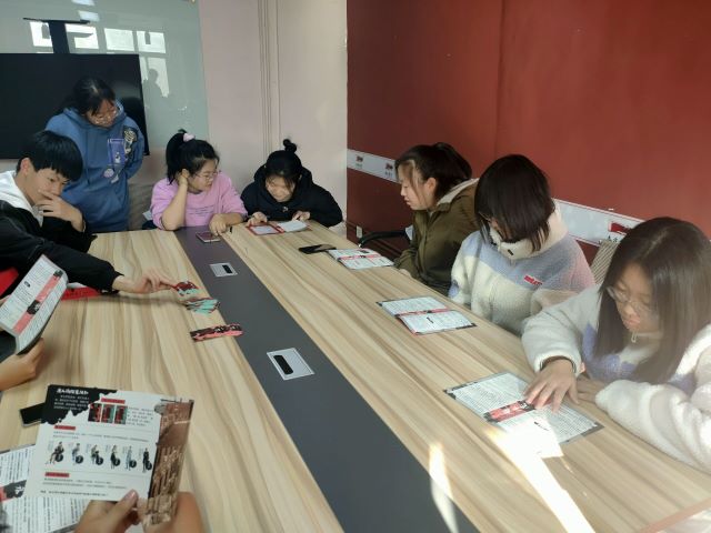 【完满班级】开动脑筋之桌游杀破狼——大数据、信息工程学院网工2102完满班级活动