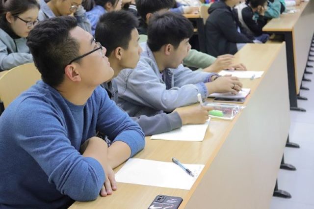 【1+1＞2】培养自主性 拓展新思维 多方位助力成长需求——箕城书院举办“为你的思想搭建提升爬梯”思想Level第13期