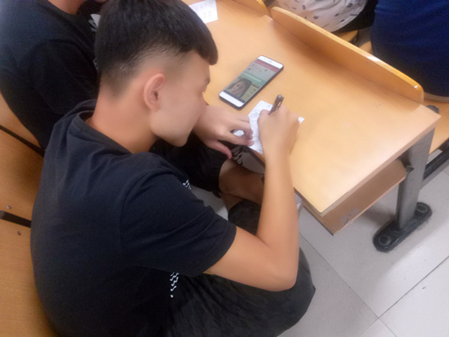 【完满班级】时间为轴  眺望远方——工管系“话远方  致青春”主题活动（二十一）