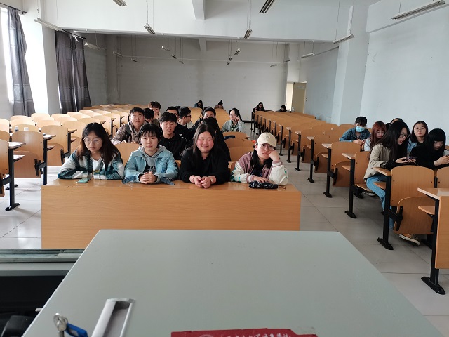 【完满班级】回望历史 品读英雄故事——食品与环境学院土管1902班完满班级活动