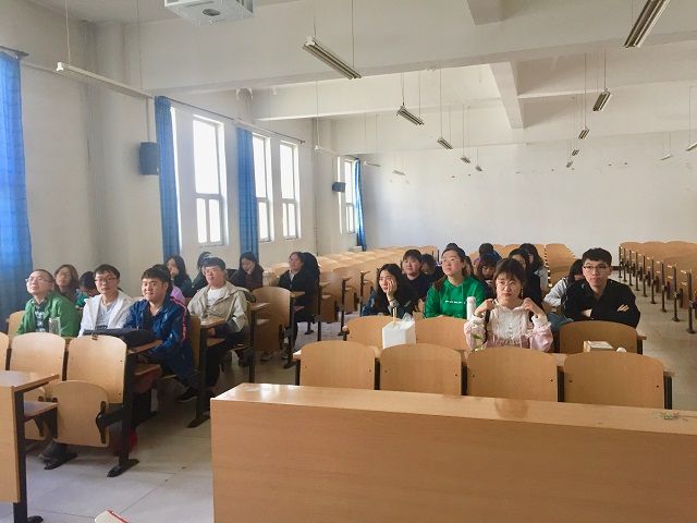 【主题团日】传民族精神 扬青春风采——食品与环境学院食品1802班弘扬五四精神