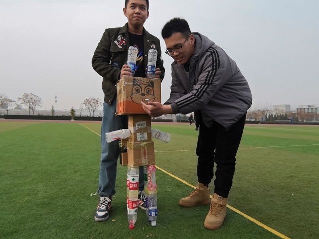 【完满班级】废旧瓶子的创意——食品与环境学院园林1902班完满班级