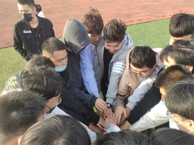 【完满团支部】秋日携伴 动御霜秋——智能工程学院通信2203班完满团支部活动