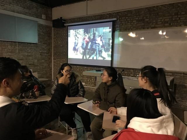 【完满班级】感恩人生指路人 让心灵回归自我——远景1805班举办完满班级活动