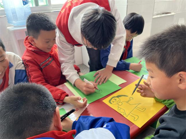 趁时光正好 趁她还未老——智能工程学院“童声同色”推普计划系列活动第四十六期