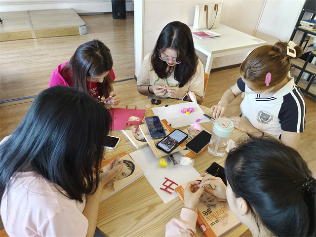 聚青年之火 燃时代之光——商务英语学院五月中旬完满团支部活动集锦