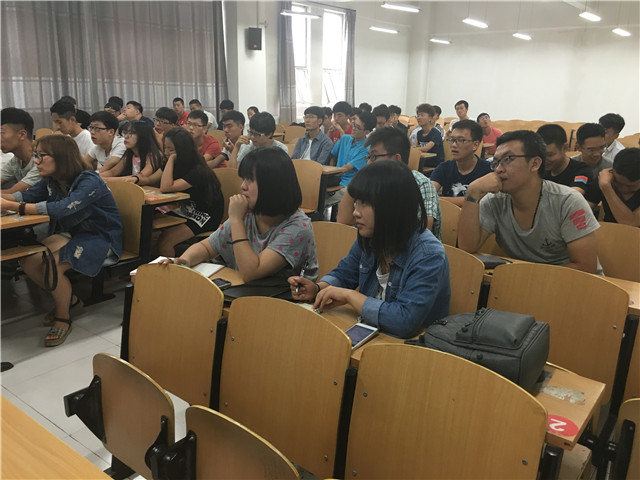 机电工程系16级海报视频制作培训活动