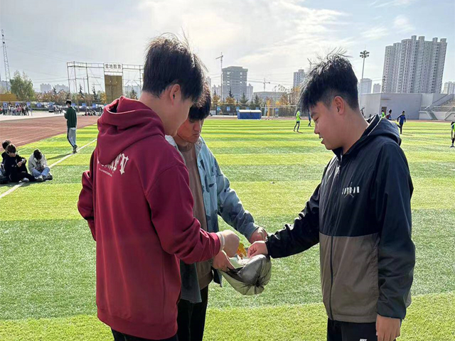 团结为舟 奋斗为桨——智能工程学院十一月完满团支部活动集锦(一)