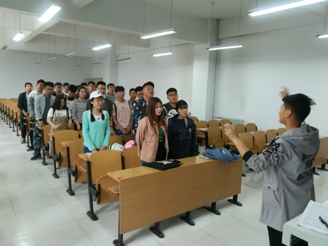 【完满班级】唱响青春  红色青年梦——大数据学院、信息工程学院物联1701班正青春 在路上