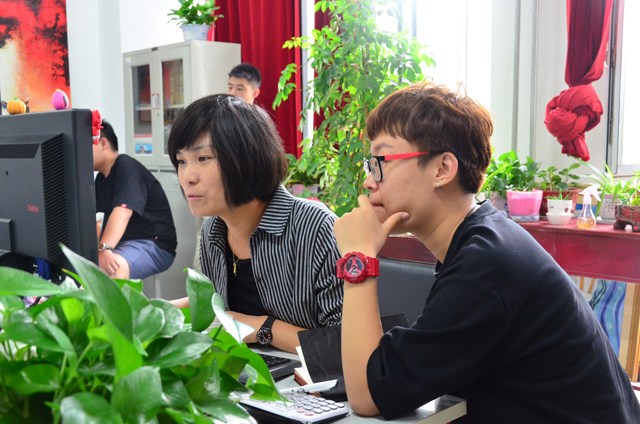不知不觉中 他们早已深入我们心里