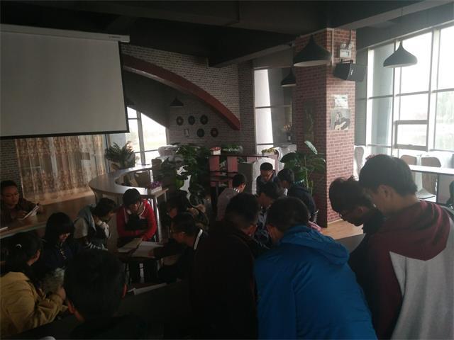 【完满班级】信息工程系完满班级系列活动之“青春与电影”(一)