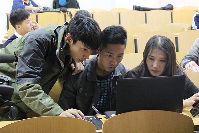 【信院力量·团学信息中心】满树枝桠等雪花 初冬共诉完满情