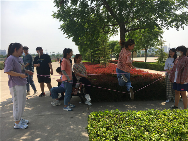 【完满班级】斗志昂扬 谁“羽”争锋——淬炼商学院财务1804班完满班级活动