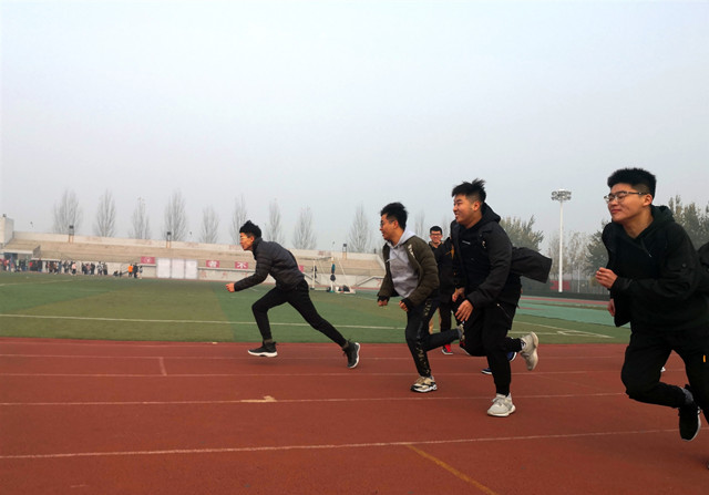 【完满班级】凝聚产生力量 团结诞生希望——经济与管理学院十一月完满班级活动纪实(六)