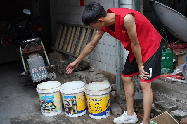 【三下乡】推进三级垃圾分类 落实雾霾防治政策