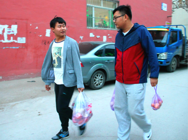 【前行】第47期:温暖永相伴 远景一家亲