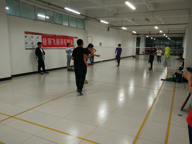【缤纷百团】激情热夏 “羽”动你我——“携手杯”羽毛球赛闭幕