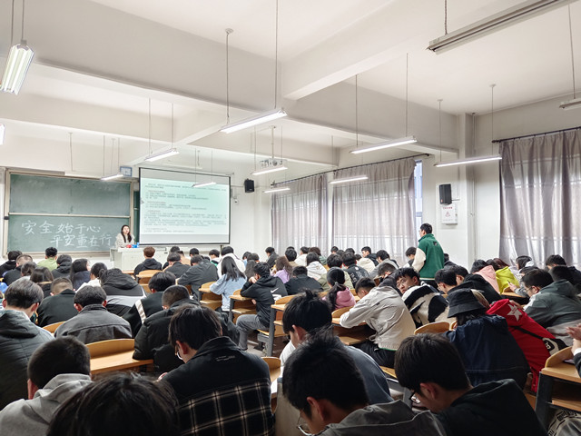 【辅导员说完满】安全始于心 平安重在行——智能工程学院2021级辅导员说完满活动