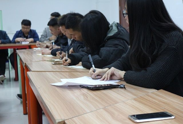 携手同行 打造完满环科——环科系举办班团“零距离”班情研讨会(第1期)
