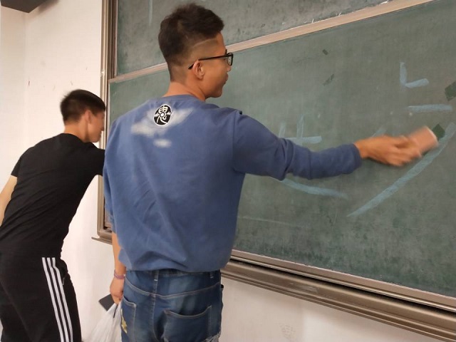 【完满班级】奉献友爱 互助进步——食品与环境学院土管1702完满班级活动