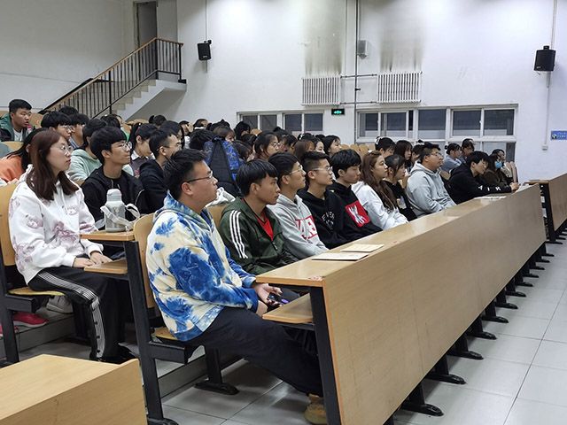 【入学教育】博闻强识 把握机会——艺术传媒学院2020级专业宣讲