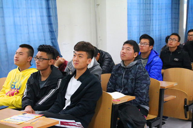 【辅导员说完满】大学生压力与挫折应对——智能工程学院18级辅导员说完满