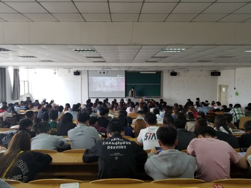 【辅导员说完满】防灾 未雨绸缪 减灾 莫失良机——艺术传媒学院2017级大学生防灾减灾安全教育讲座