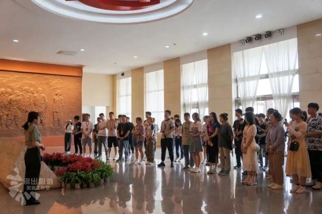 青春闪耀 这场结业酒会仪式感满满!