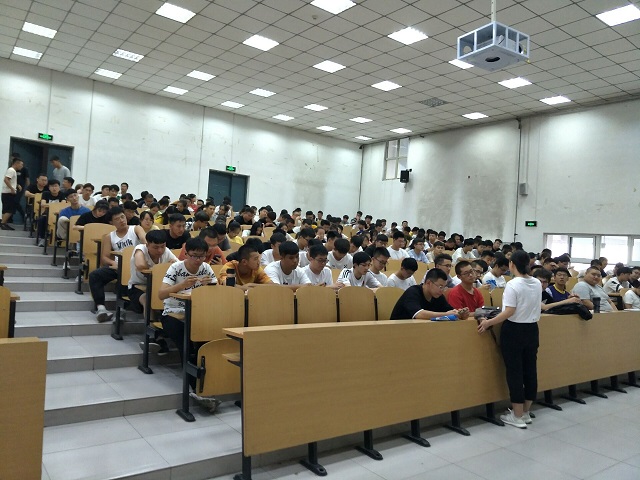 【辅导员说完满】开学那些事——大数据学院、信息工程学院辅导员说完满