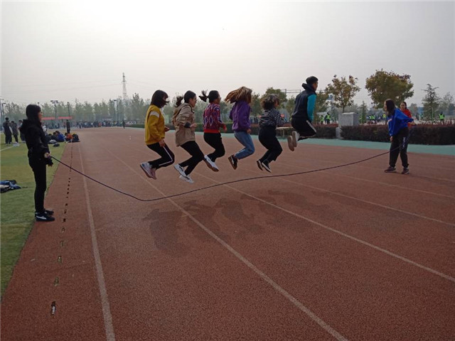 【完满班级】娱乐身心 激扬青春——外国语言文学系10月完满班级活动