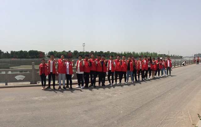 【完满班级】爱在心中 心寄母亲——信息工程学院网工1701班母亲节特别活动、大数据学院数媒1701班孕育生命之母爱体验活动