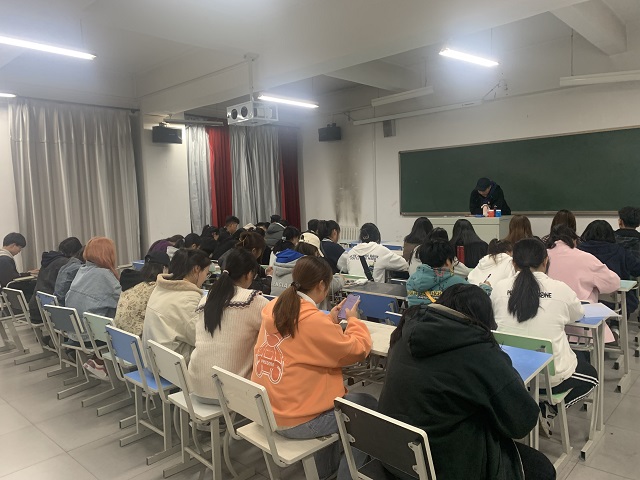【志愿快讯·培训】加强培训 让志愿服务更有深度