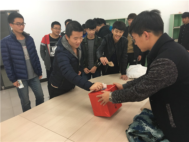 【完满班级】机电工程系“爱传承 用心予”众筹爱心完满班级活动成功举办