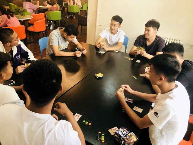【完满班级】知牌慧行 以棋会友——艺术传媒学院环境设计1702、1703班举办完满班级活动