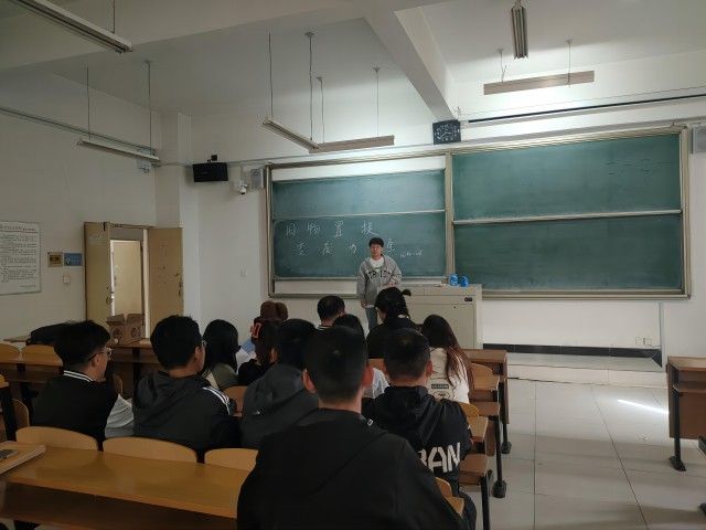 【完满团支部】闲置换物 变废为宝——食品与环境学院园林2206班完满团支部活动