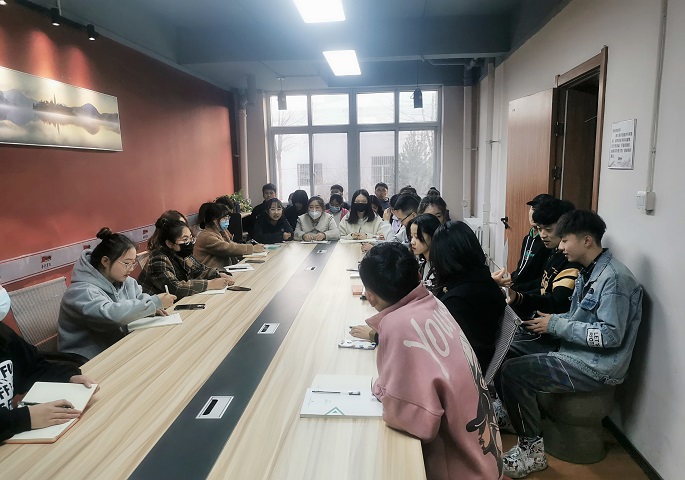 完满教育各单位相继开展集团战略重温学习活动