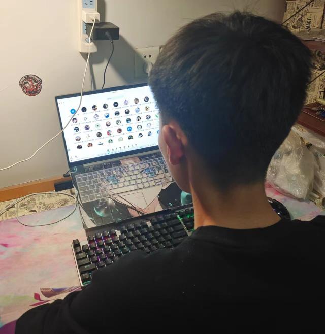 【辅导员说完满】 远离网贷树立正确消费观——大数据学院、信息工程学院辅导员说完满