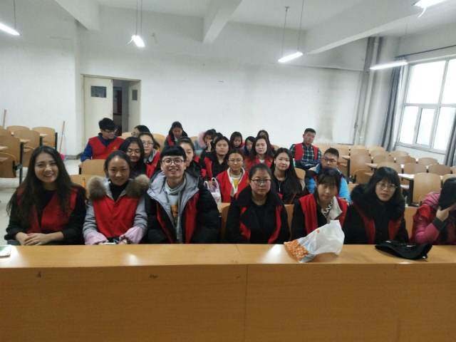 【完满班级】公益 与爱随行——淬炼商学院举办“善行青春”主题活动（四十八）