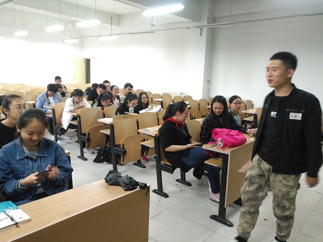 【完满班级】不负韶华不负己——食品与环境学院食安1603班班级座谈会