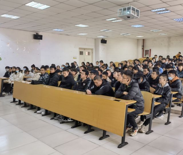 【辅导员说完满】心中无贪念 骗局远身边——大数据学院、信息工程学院2020级主题辅导员说完满