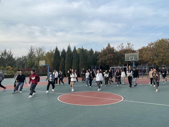 【完满团支部】燃青春之火 破隔阂之冰——经济与管理学院物流2302班完满团支部活动