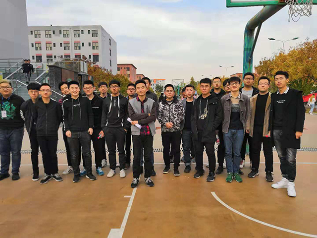 【完满班级】“动起来 更青春”班级篮球比赛——大数据学院软件1502班完满班级活动