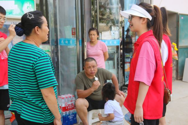 【三下乡】聆听党史故事 了解石楼人文 ——百年同行·红韵石楼实践团赴石楼开展暑期“三下乡”活动