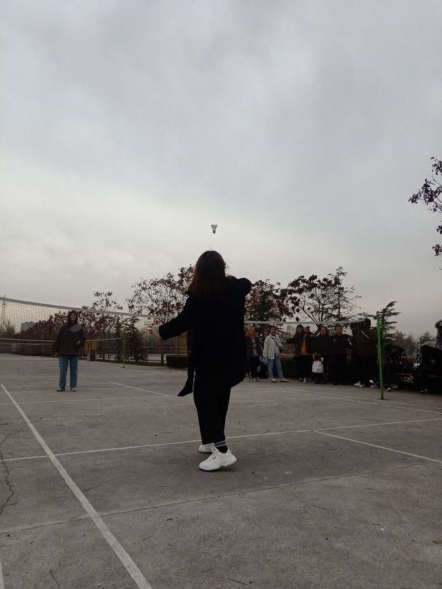 【完满班级】铿锵有力 一决雌雄——艺术传媒学院环设1903班举办羽毛球大作战活动