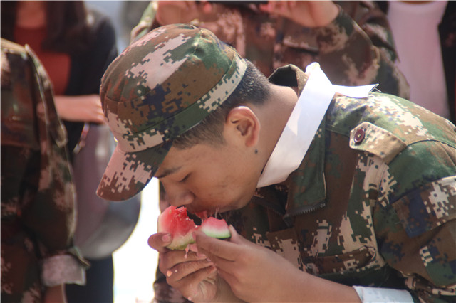 我愿化作一缕清风  为你带去一丝清凉——机电工程系袪“蜀”大赛火热来袭